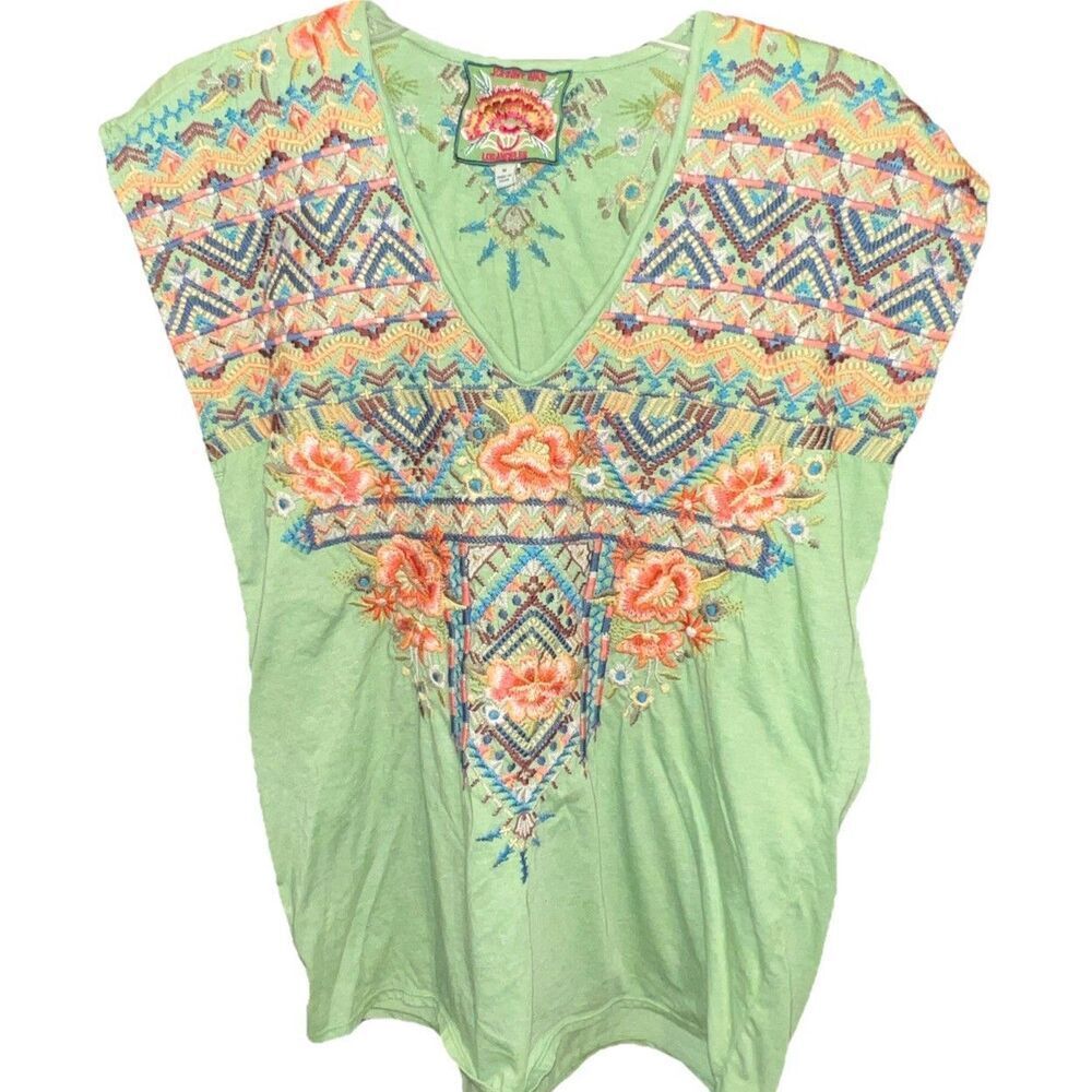 Johnny Was Averi Relaxed Tee Womens Size M Heavily Embroidered Boho Artsy Green